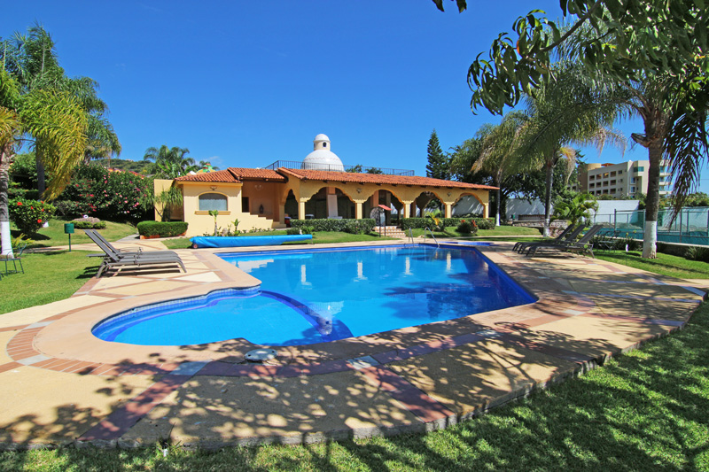 Lake Chapala real estate. Come retire in Mexico! Live your dream!